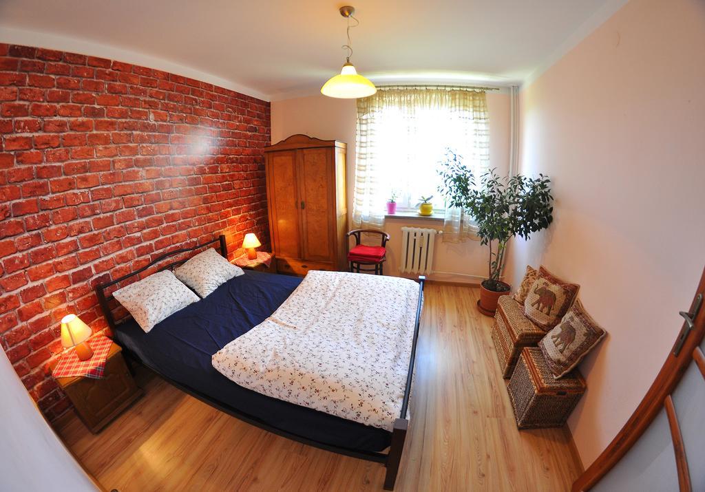 Cozy Apartment In ทาร์นูฟ ภายนอก รูปภาพ